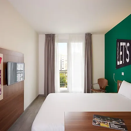 The Social Hub Paris La Defense Hotel Puteaux