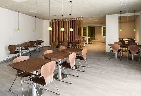 The Social Hub Paris La Defense Hotel Puteaux