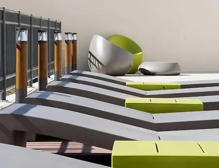 Hotel The Social Hub Paris La Defense
