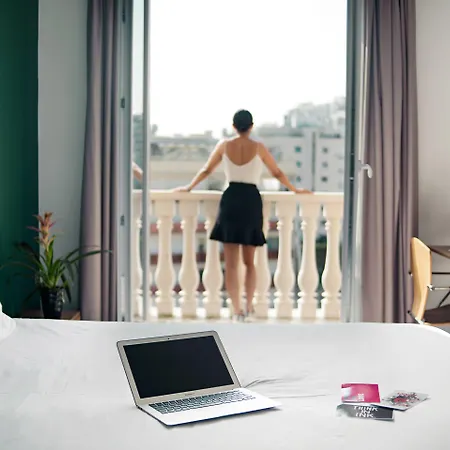The Social Hub Paris La Defense 3*