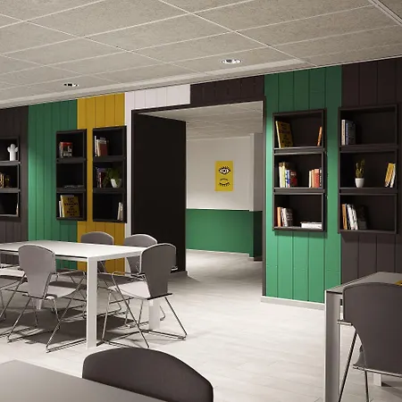 The Social Hub Paris La Defense Puteaux