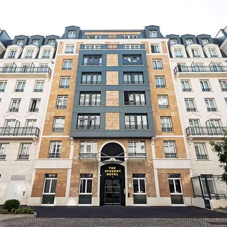 The Social Hub Paris La Defense Hotel 3*