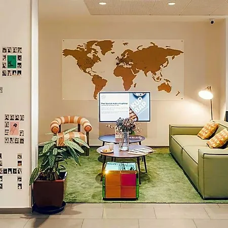 The Social Hub Paris La Defense Hotel Puteaux