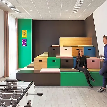 The Social Hub Paris La Defense 3* Puteaux