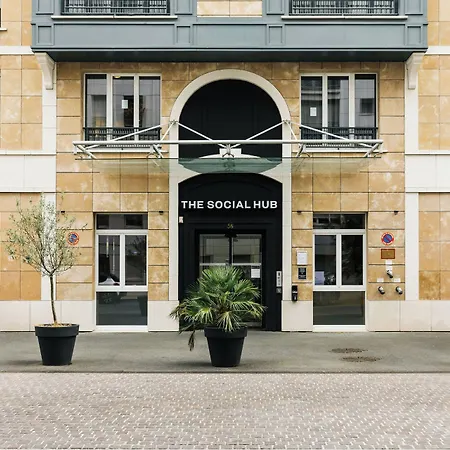 The Social Hub Paris La Defense Hotel 3*