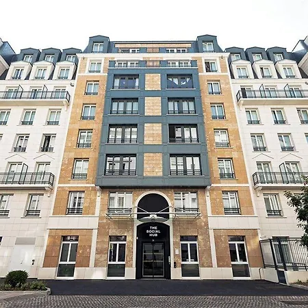 The Social Hub Paris La Defense Hotel Puteaux